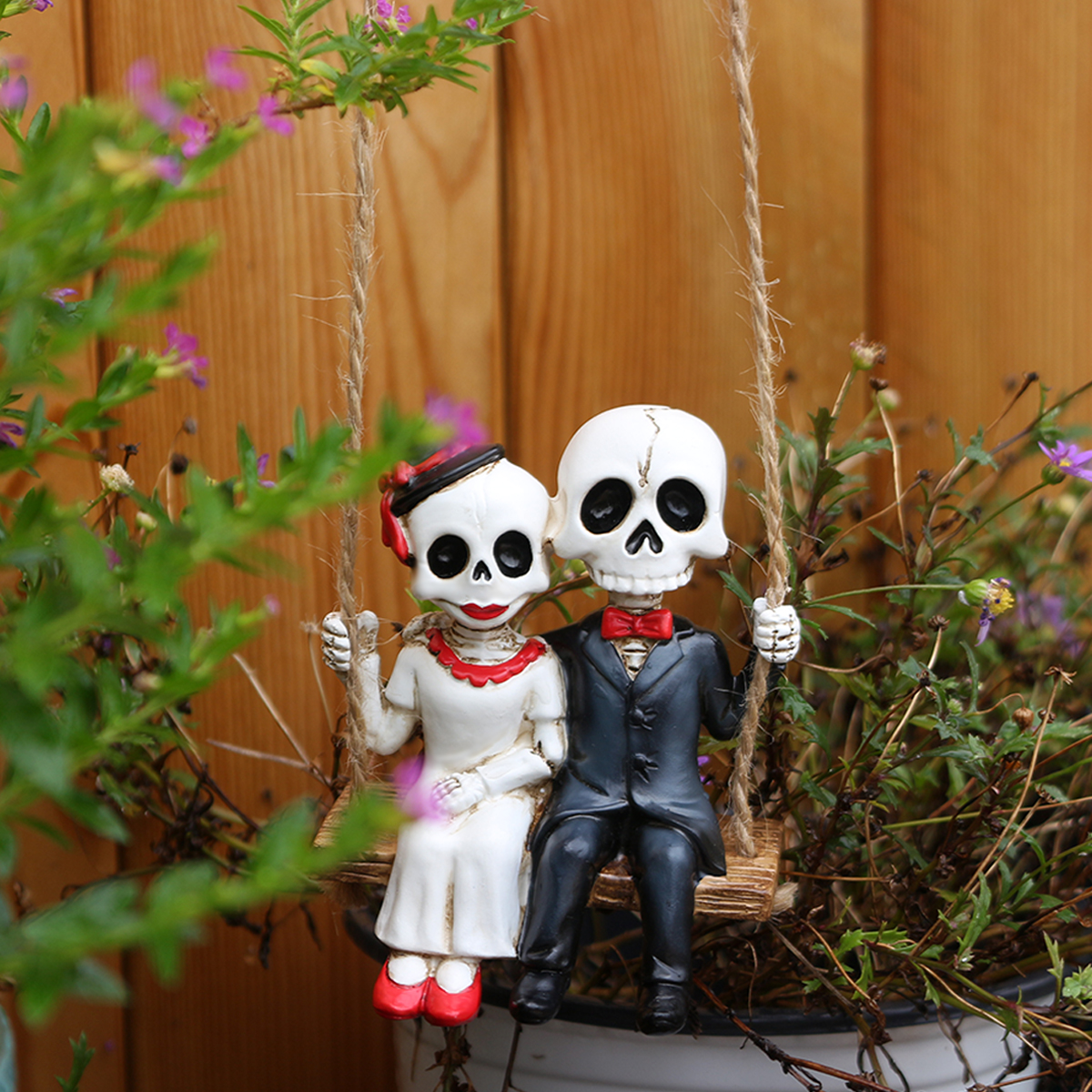 Resin Skeleton Couple Swing St - Bonsai Garden Festival recensie en prijs
